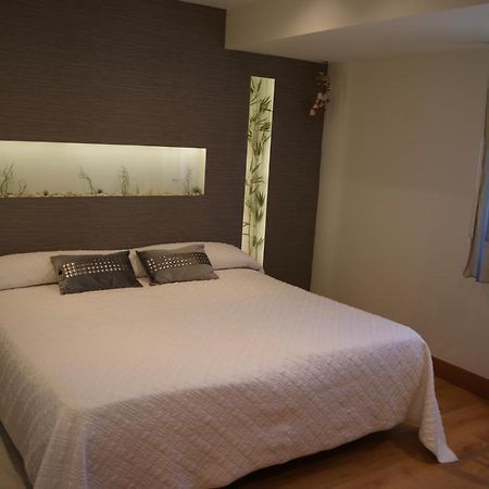 Melida Ostatua Hotel Ermua Bagian luar foto