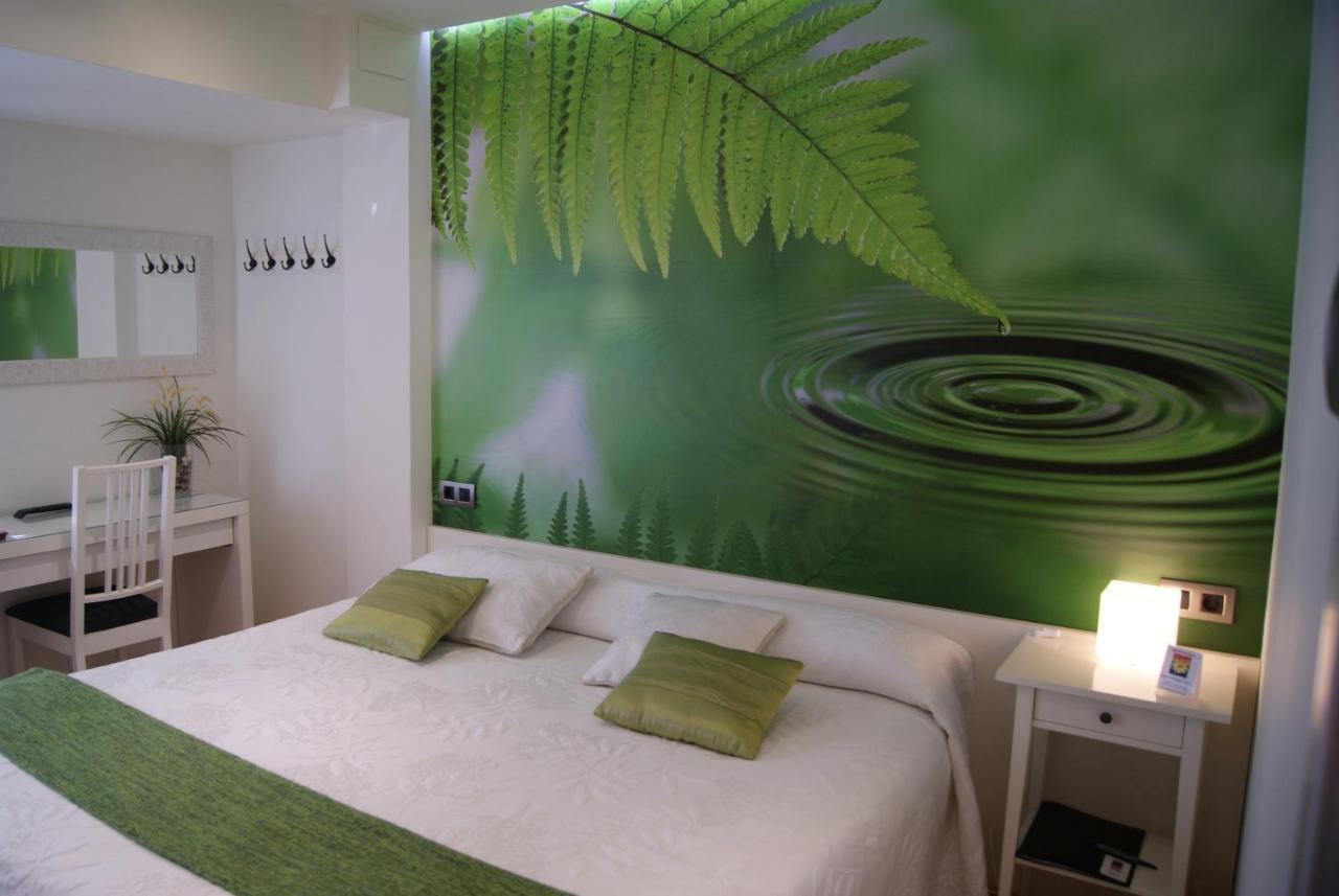 Melida Ostatua Hotel Ermua Bagian luar foto